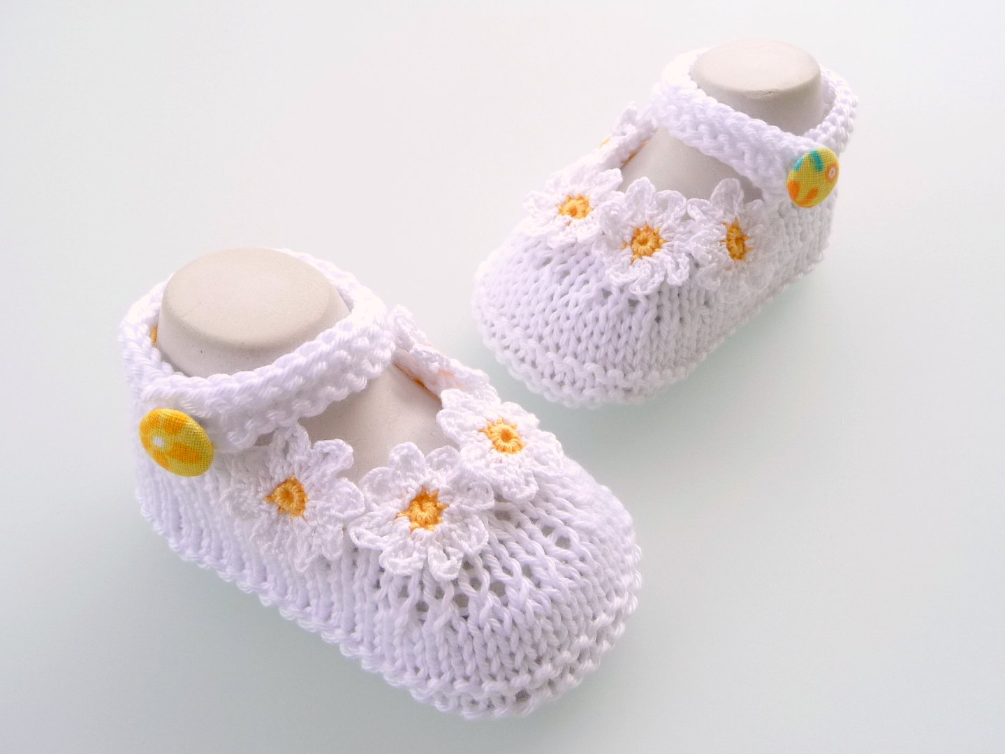 Strickanleitung - Babyschuhe - Gänseblümchen - No.95