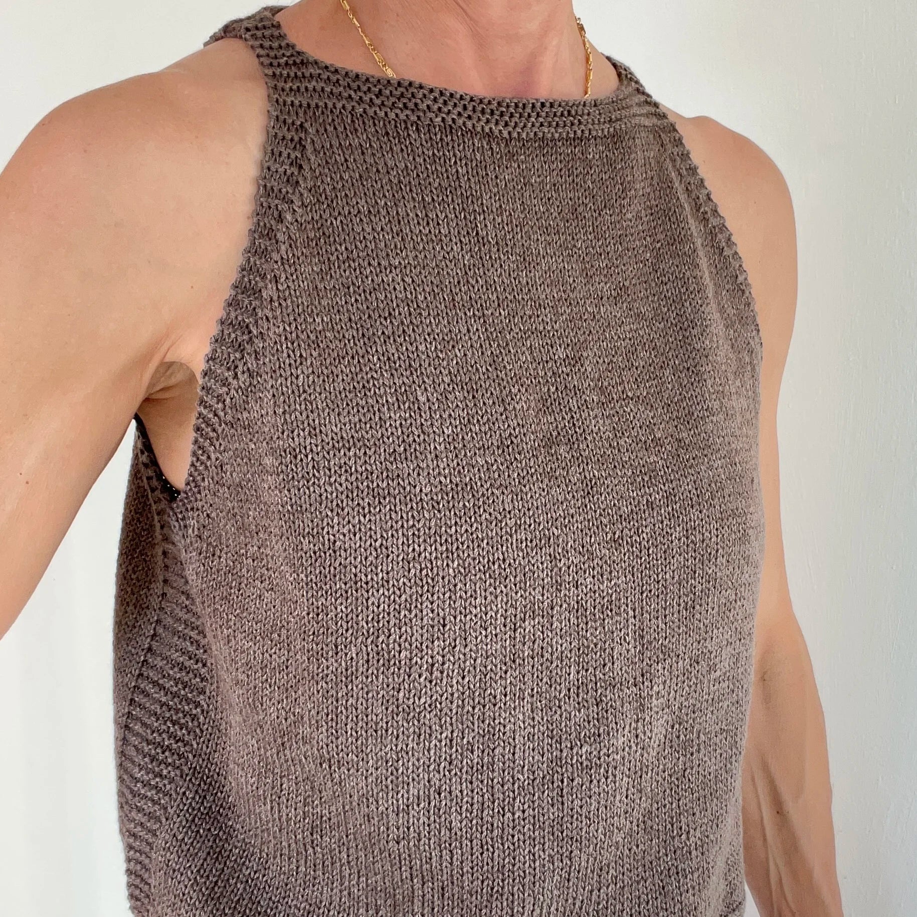 SENA-Wollshirt, ärmellos mit Rundhalsausschnitt, braun meliert