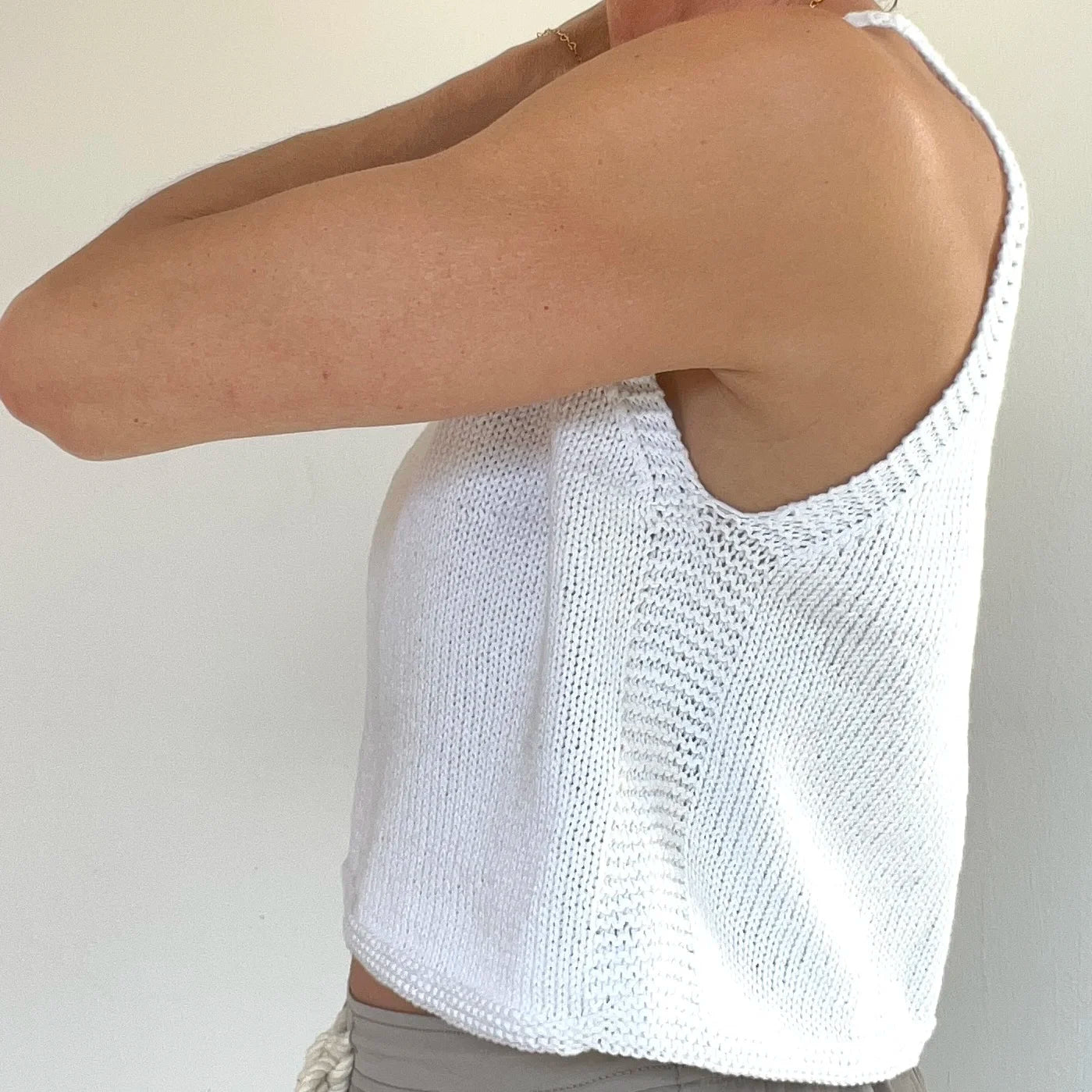 SENA-Wollshirt, ärmellos mit Rundhalsausschnitt, weiß