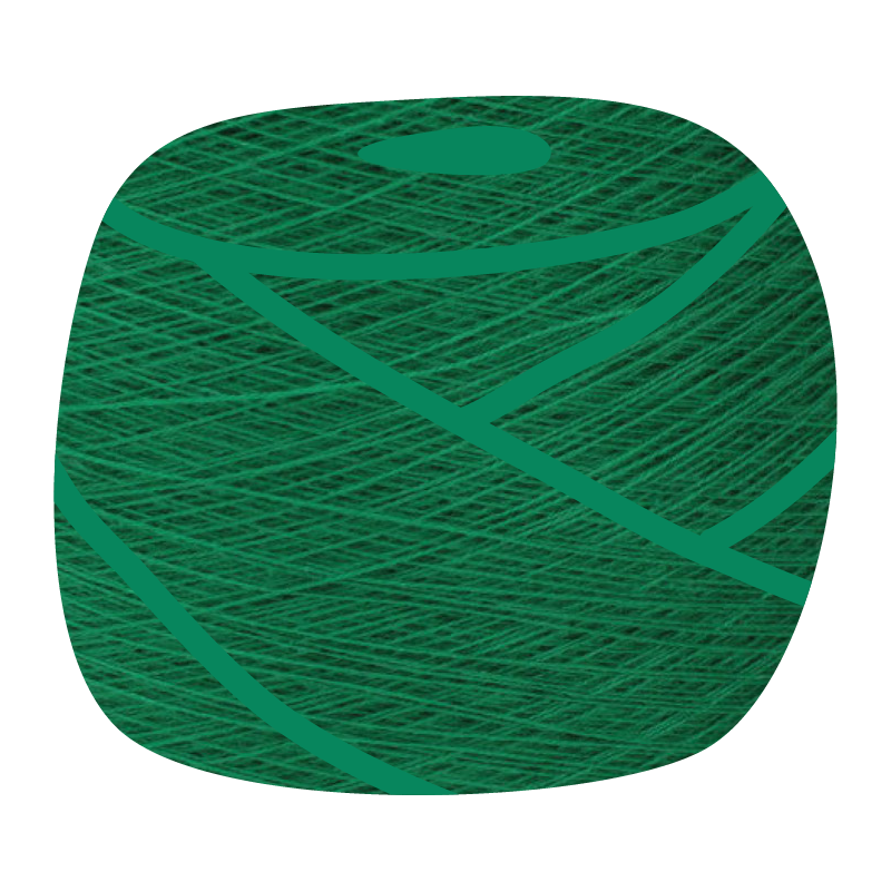 Garnknäuel aus grünem Garn mit hellen Diagonalstreifen