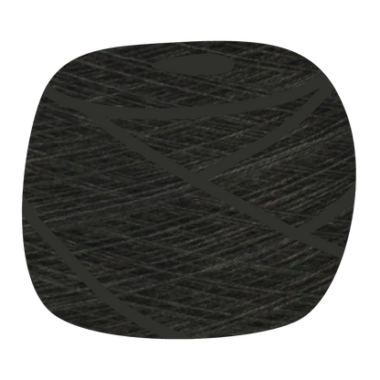 Garnknäuel aus dunklem grauem Garn mit hellen Diagonalstreifen