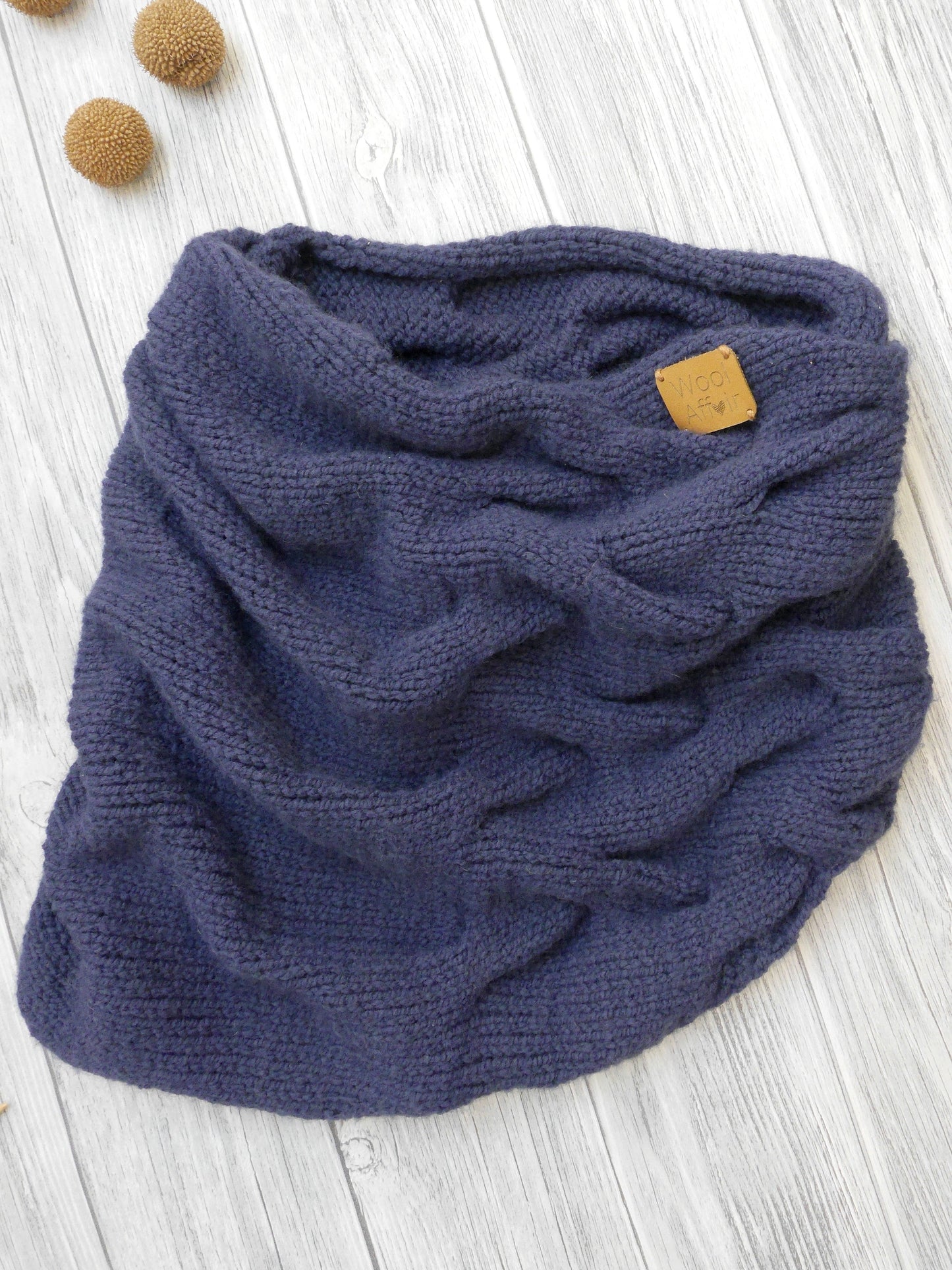 Strickanleitung Verzopftes Set PDF – Mütze & Loop | WoolAffair