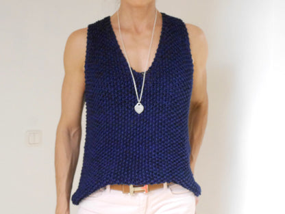 Strickanleitung - Ärmelloser V-Sweater - DARK BLUE – No.172