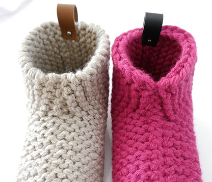 Strickanleitung - Grobstrickhausschuhe IRMI - "Widerstandssocken" - No.69