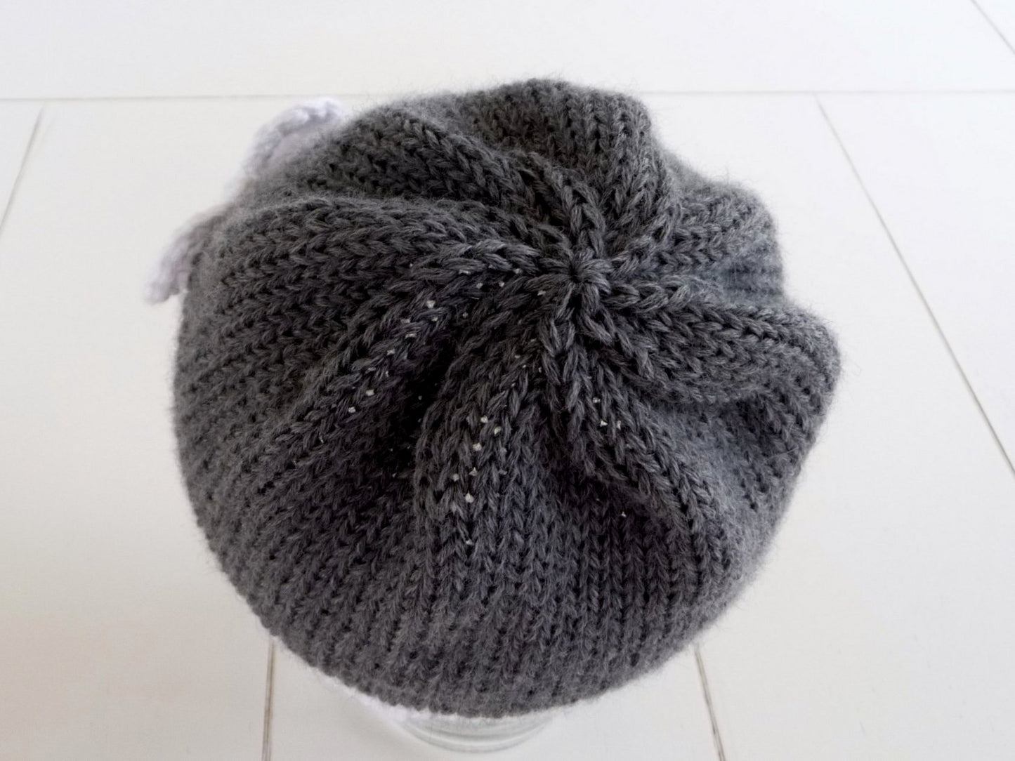 Strickanleitung Neugeborenen Mütze mit Häkelschleife- No.56